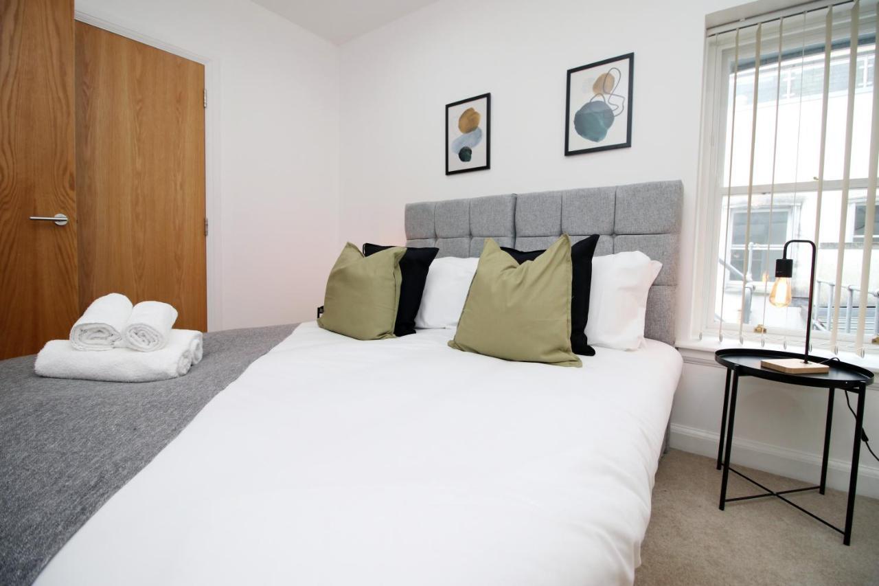 No 2 Under The Clock By Ssw - 2br, Right In The Centre, Sleeps 6 Apartamento Cardiff